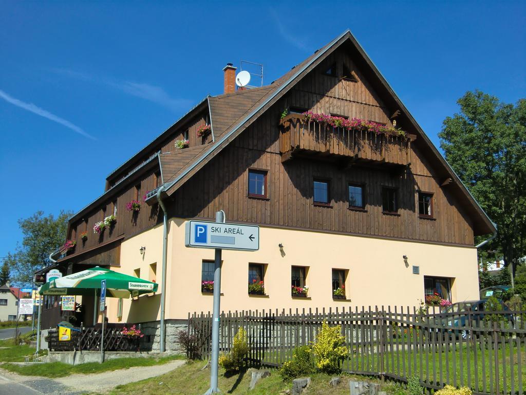 Pension Hela Bedřichov Kültér fotó